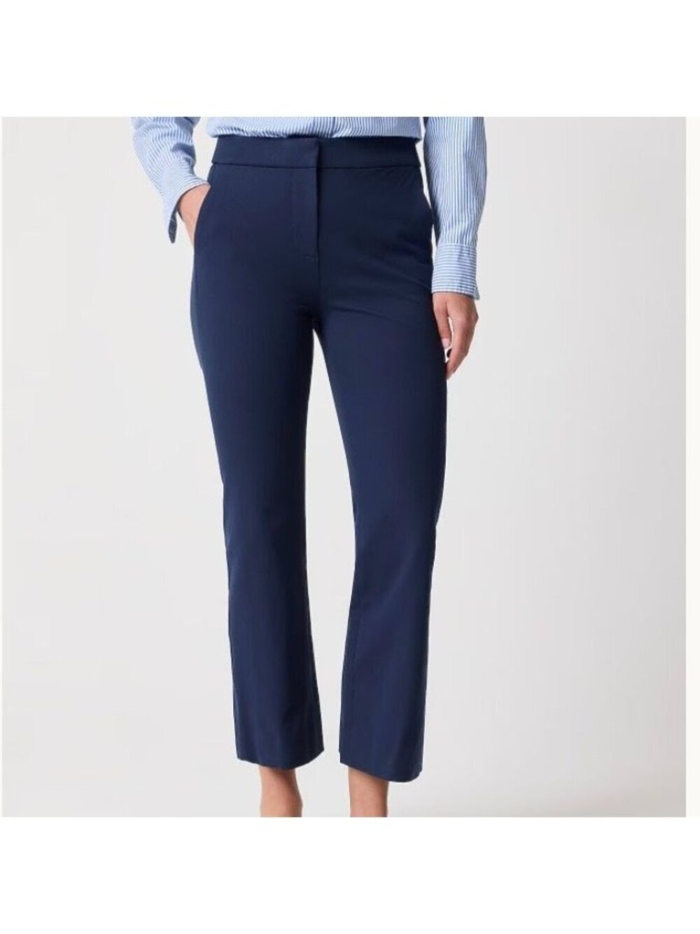 NWT J. Crew Petite Kelsey Flare Pant in Navy - Size: 2P